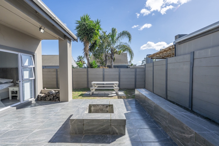 3 Bedroom Property for Sale in Protea Village Western Cape
